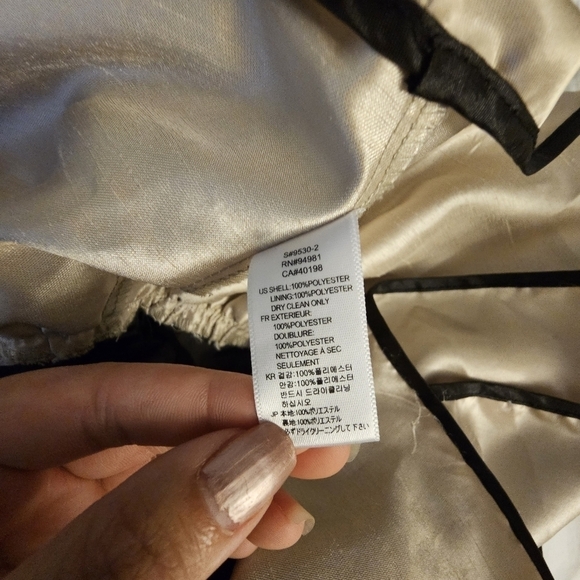 FOREVER 21 Dress - Picture 4 of 7